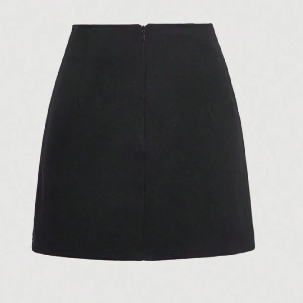 Black Bow Rhinestone Asymmetrical Skirt with Faux Pocket - Picture 5 of 8